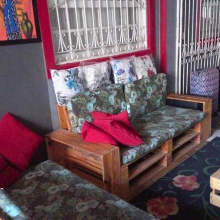 "Le Chat Qui Peche" Hostel A 150 Metros Da Praia De Pajucara Maceió Εξωτερικό φωτογραφία