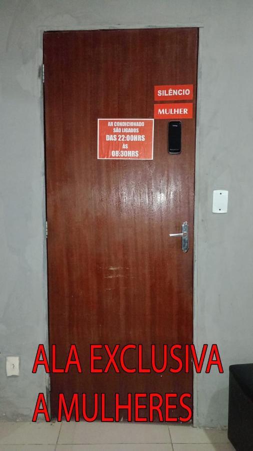 "Le Chat Qui Peche" Hostel A 150 Metros Da Praia De Pajucara Maceió Εξωτερικό φωτογραφία