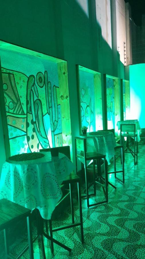 "Le Chat Qui Peche" Hostel A 150 Metros Da Praia De Pajucara Maceió Εξωτερικό φωτογραφία
